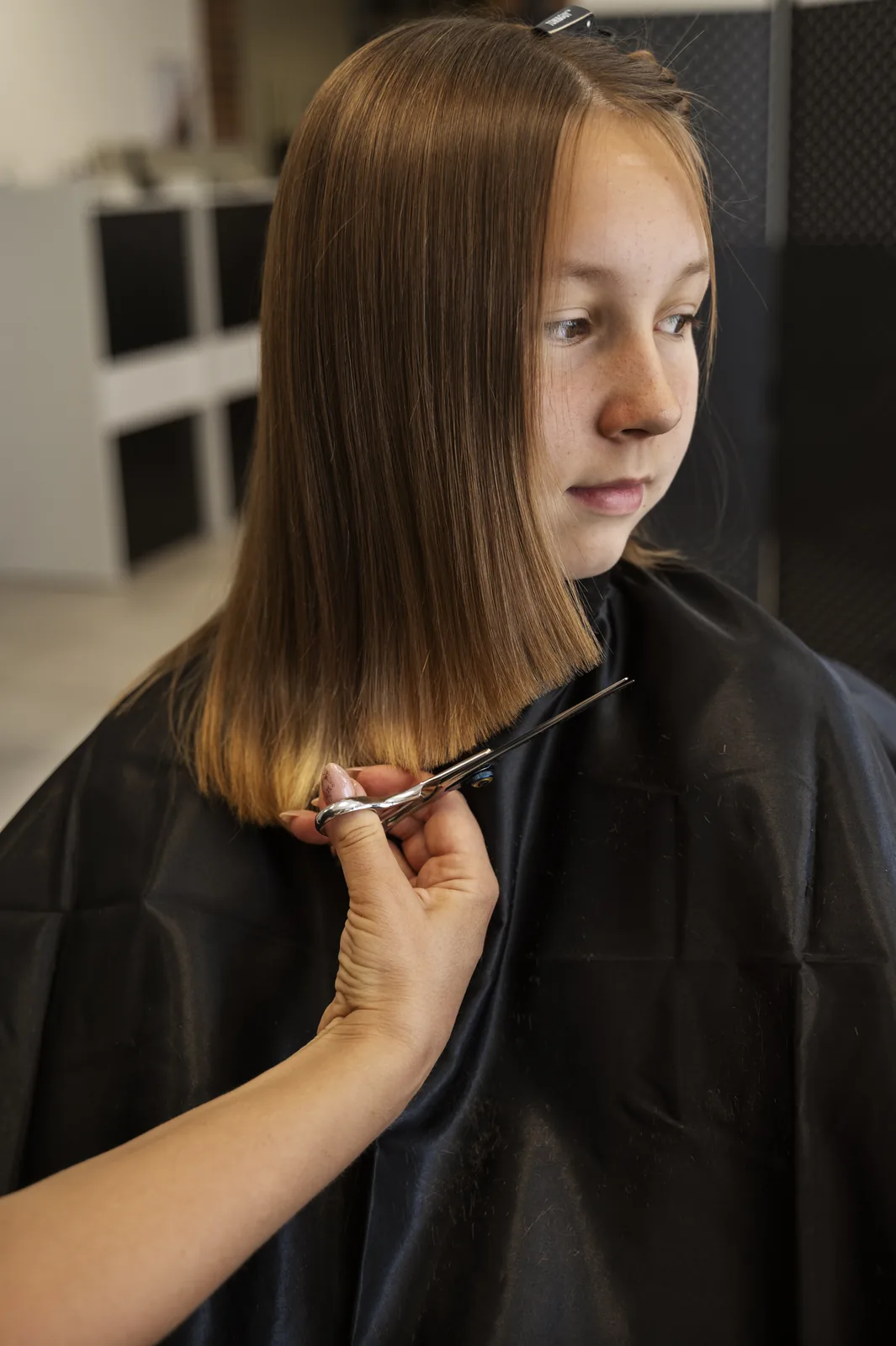 Haarschnitt Behandlung im ADEVE Organic Salon Waiblingen