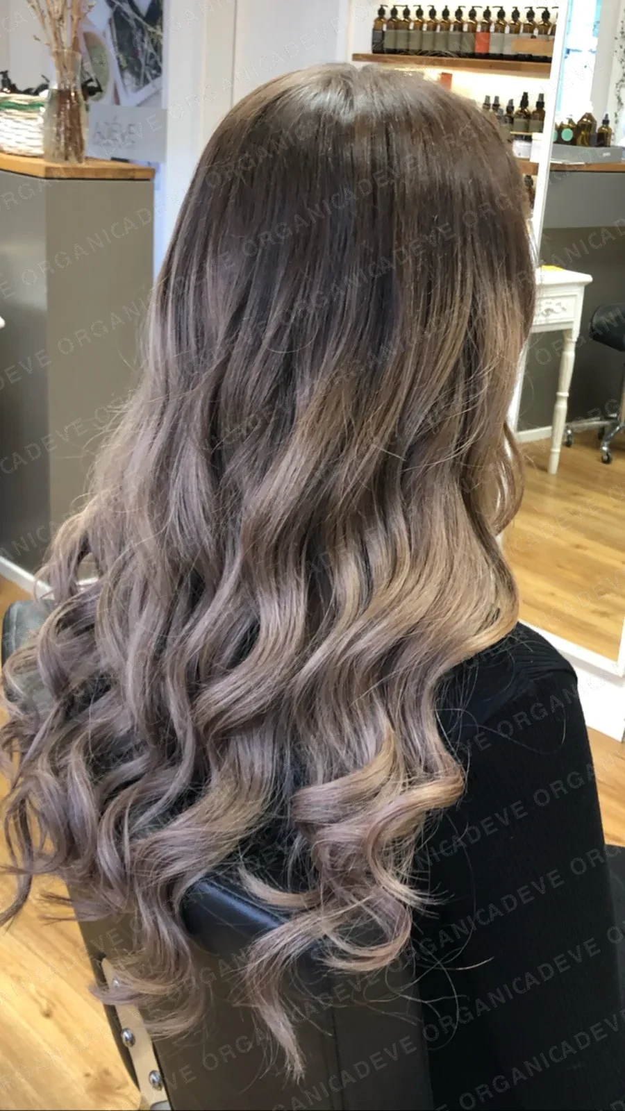Ash Balayage und kuehle Blondtoene im Friseursalon ADEVE Waiblingen